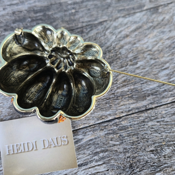 Heidi Daus Harlequin Pumpkin Crystal Enamel Large Designer Signed Brooch Pin 🖤 - Picture 15 of 16
